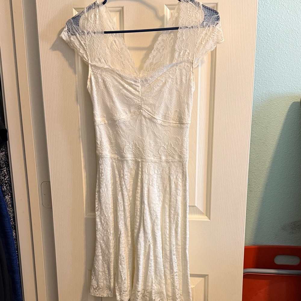 Abercrombie & Fitch Cream Lace Detail Dress
